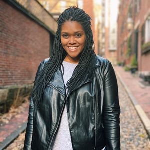 Meet your Posher, Janel